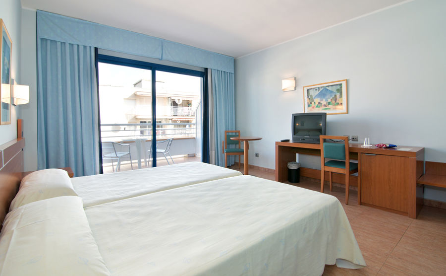 Ponient Piramide Salou By Portaventura World Hotel Bagian luar foto