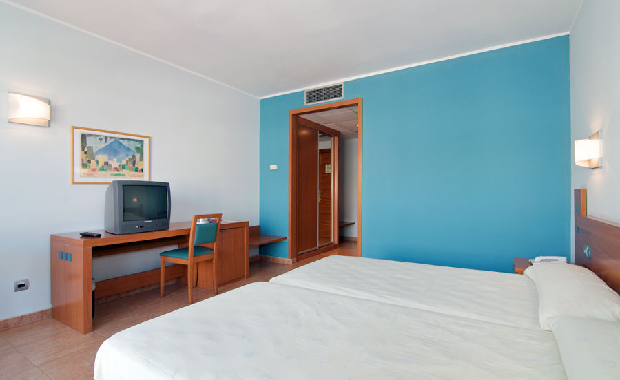 Ponient Piramide Salou By Portaventura World Hotel Bagian luar foto